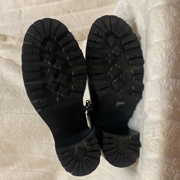 Coach Black Heeled Boots with Chunky Block Heel - Picture 6 of 6